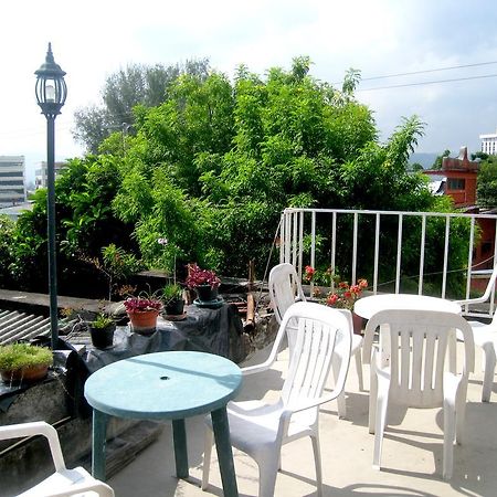 Ximenas Guest House San Salvador Exterior photo