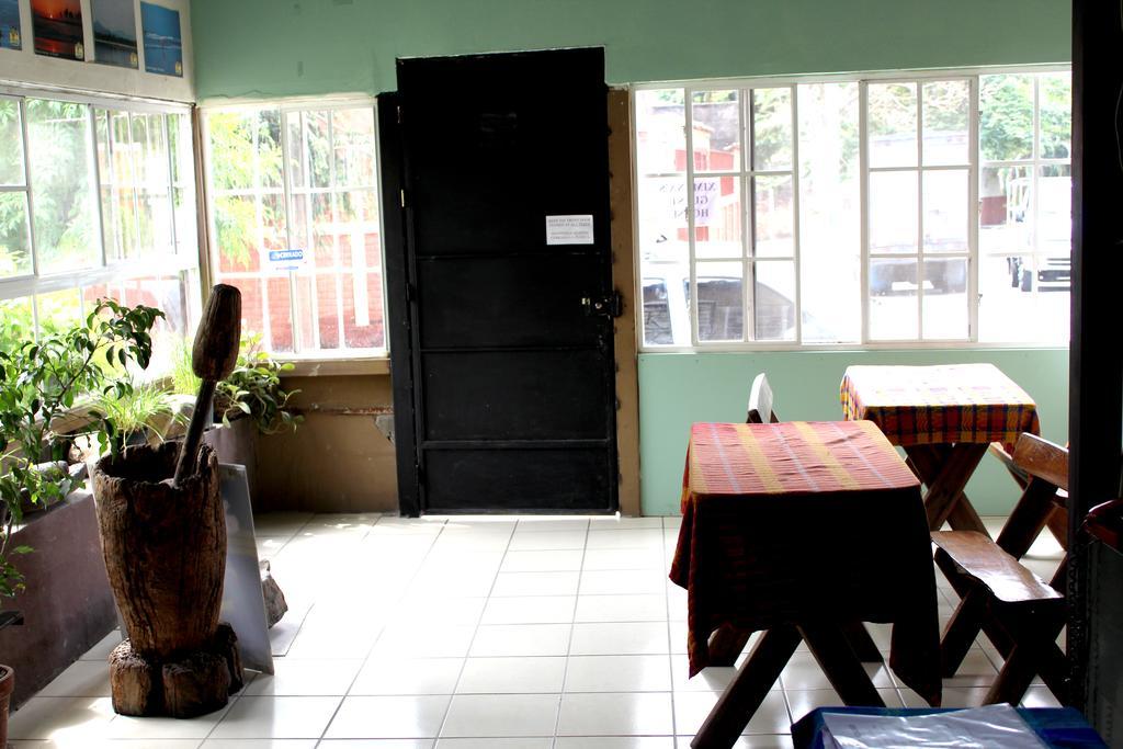 Ximenas Guest House San Salvador Exterior photo
